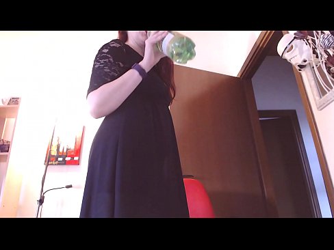 ❤️ Een onderdanige slaaf die houdt van vieze en weelderige slipjes wordt gedwongen te masturberen na het bekijken van deze video! ☑ Sex video at nl.rexporn-com.ru